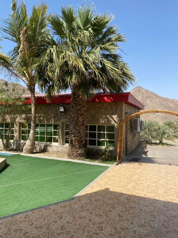 Вілла Uae Farm Qur Екстер'єр фото